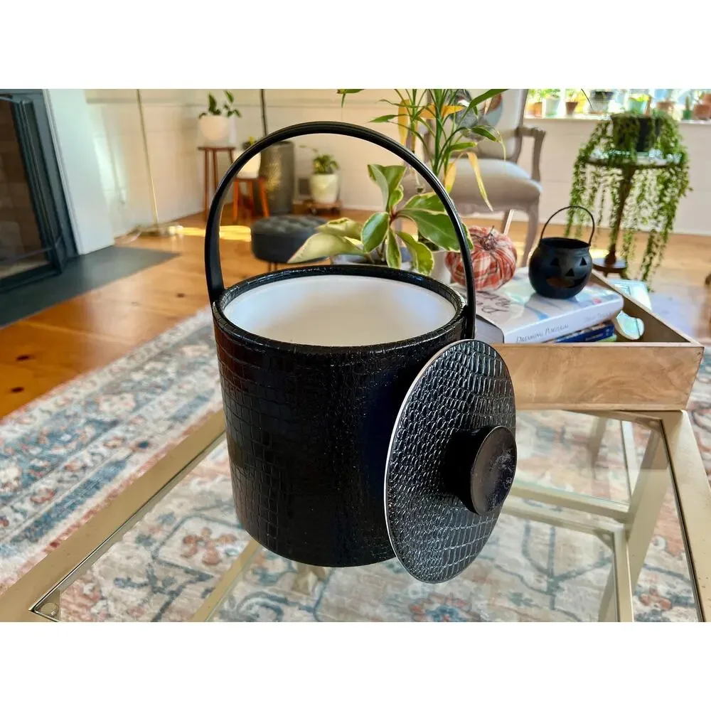 Vitnage Insulated Ice Bucket with Lid & Handle, Textured Reptile Black Barware